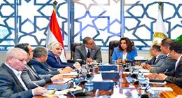 محافظ الفيوم يستعرض نتائج مشروع إعادة التوازن البيئي ببحيرة قارون