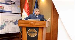 أسامة ربيع: نتوقع ارتفاع إيرادات قناة السويس إلى 10 مليارات في 2028