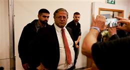 وصفوه بوزير «التيك توك».. هتافات غاضبة ضد بن غفير ومحتجون يعترضون طريقه