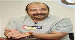 محمد ثروت يرزق بمولودة جديدة «قمر»