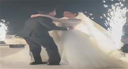 كلمات أغنية فستانك الأبيض.. غناها هشام جمال لعروسه ليلى زاهر في حفل زفافهما