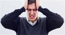 8 أشياء تحفز الشعور بالصداع النصفي.. تعليمات هامة للوقاية منه