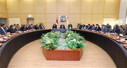 وزير الصناعة يتابع الموقف التنفيذي لمشروعات التنمية المحلية في صعيد مصر