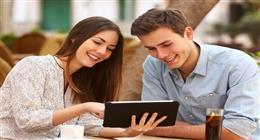 3 حيل تساعدك على كسب ثقة المرأة.. لا تتردد في فعلها