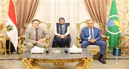 محافظ المنيا يستقبل السفير الكندي لبحث سبل التعاون المشترك