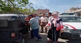 رئيس مركز بيلا تقود حملة مكبرة لمصادرة سماعات «التوك توك» المزعجة في كفر الشيخ