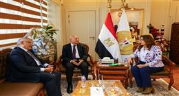 وزيرة التنمية ومحافظ القاهرة يتابعان خطط تطوير شوارع مصر الجديدة
