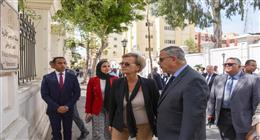 محافظ الإسكندرية وسفيرة الاتحاد الأوروبي يتفقدان مشروع إحياء شارع النبي دانيال التراثي