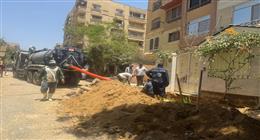 محافظ الجيزة يوجه بتكثيف أعمال إصلاح كسر مفاجئ بخط مياه في هضبة الأهرام 