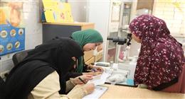جامعة المنيا تنظم قافلة طبية للكشف على أهالي قرية الريمون بملوي
