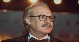 المخرج عمر زهران يغادر قسم شرطة الدقي بعد إتمام إجراءات الإفراج عنه