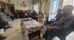 عائلة الطبيب المصري الفلسطيني حمدي النجار تتلقى العزاء في أبنائه التسعة بالعريش