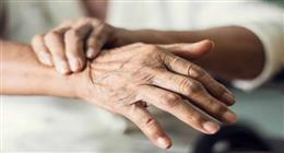 استخدام الذكاء الاصطناعي لتشخيص مرض شهير يصيب كبار السن