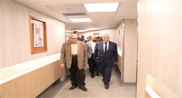  بالصور.. وزير التعليم العالي يتفقد مستشفى سعاد كفافي الجامعي ويشيد بالخدمات الطبية المقدمة للمواطنين 