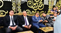 محافظ الدقهلية يقدم واجب العزاء في وفاة القارئ الشيخ السيد سعيد 