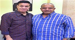 الفنان حلمي عبد الباقي يتعرض لوعكة صحية مفاجئة.. وصديقه يطلب له الدعاء