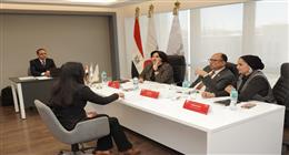 رئيس جامعة حلوان يرأس لجنة «المرأة تقود للتنفيذيات»: تمكين النساء أولوية وطنية