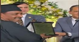 العامل المُُكرّم من طلاب جامعة جنوب الوادي: الممر الشرفي كان مفاجأة لي وشعرت بسعادة بالغة