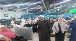 وعاظ الأزهر يجيبون على أسئلة حجاج بيت الله الحرام