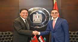 وزير الاستثمار يبحث مع نظيره المغربي سبل تطوير الشراكة الاقتصادية بين البلدين