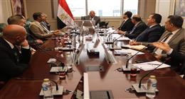 وزير الكهرباء يتابع خطة الشحن الموحد للعدادات في كل الشركات