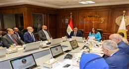 وزيرا التنمية المحلية والإسكان يناقشان ضوابط تراخيص المحال العامة والتجارية