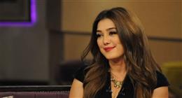كندة علوش: عمرو يوسف زوج لطيف.. وفخورة بالجنسية المصرية