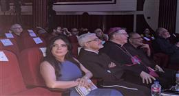 وصول مني زكي ودينا فؤاد إلى حفل ختام مهرجان المركز الكاثوليكي