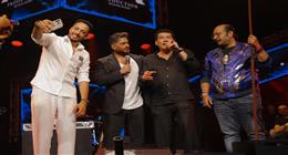 تامر حسني بعد عرض فيلم ريستارت في دبي: شكرا للتنظيم الرائع