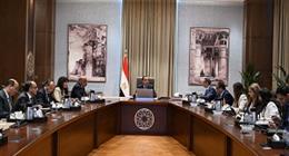 مدبولي يستعرض الفرص الاستثمارية في قطاع الكهرباء والطاقة خلال 10 سنوات مقبلة 