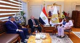 وزيرة التنمية المحلية: إزالة فورية لأي تعديات جديدة على الأراضي الزراعية وأملاك الدولة 