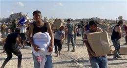 إصابة 20 فلسطينيا برصاص الاحتلال الإسرائيلي بمحيط نقطة توزيع مساعدات في غزة