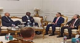 وزير الاستثمار يلتقي وفد مؤسسة التمويل الدولية لبحث سبل تعزيز التعاون