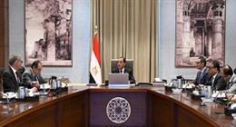 رئيس الوزراء يتابع تنفيذ برنامج الطروحات الحكومية في البترول وقطاع الأعمال 