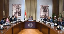مدبولي يناقش جهود فض التشابكات المالية بين عدد من الجهات الحكومية