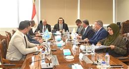 وزير الإسكان يوجه بسرعة الانتهاء من مشروعات المياه والصرف الصحي بالوادي الجديد