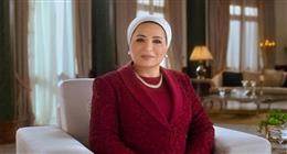 السيدة انتصار السيسي توجه بتقديم الدعم النفسي والمادي لأهالي ضحايا حادث الطريق الإقليمي    