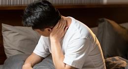 بعد آلام في المعدة.. أطباء يكتشفون ملعقة معدنية داخل بطن رجل صيني 