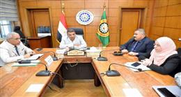 محافظ الدقهلية يوجه بحل مشاكل المزارعين ووضع سياسة عادلة لتوزيع الأسمدة