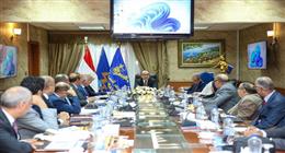 وزير قطاع الأعمال يستعرض خطط إحياء الأصول التاريخية: تطوير شامل للقلاع والفنادق