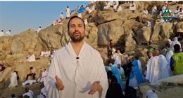 مشهد يهز القلوب في يوم الحج الأكبر.. موفد قناة الناس ينقل الأجواء من صعيد عرفات