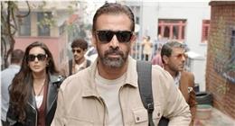 «المشروع x» مغامرة لكشف سر الهرم الأكبر.. كريم عبدالعزيز: العمل مليء بمشاهد الأكشن الاحترافية