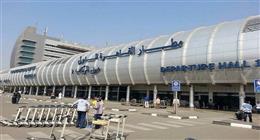 ضبط مسافرين في مطار القاهرة حاولا تهريب عملات محلية وأجنبية
