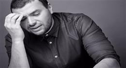 رامي صبري يحيي الذكرى الرابعة لوفاة شقيقه «كريم» برسالة مؤثرة