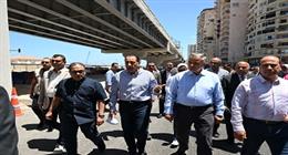 رئيس الوزراء يتفقد أعمال تطوير محور «محمد نجيب» وتوسعة كورنيش الإسكندرية