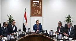 رئيس الوزراء يتابع إجراءات تنفيذ الخطة الاستراتيجية لتحلية مياه البحر