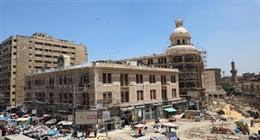 محافظ القاهرة: أعمال تطوير عمارة تيرينج التراثية بالعتبة قاربت على الانتهاء
