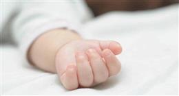 امرأة تقتل رضيعها طعنا في أستراليا تحت تأثير المخدرات.. شقيقته شاهدت الجريمة