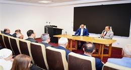 وزيرا الخارجية والاستثمار يبحثان دور السفارات في جذب الاستثمارات الأجنبية 