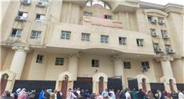 وصول الطفل ياسين لحضور ثاني جلسات استئناف المتهم بهتك عرضه في البحيرة  